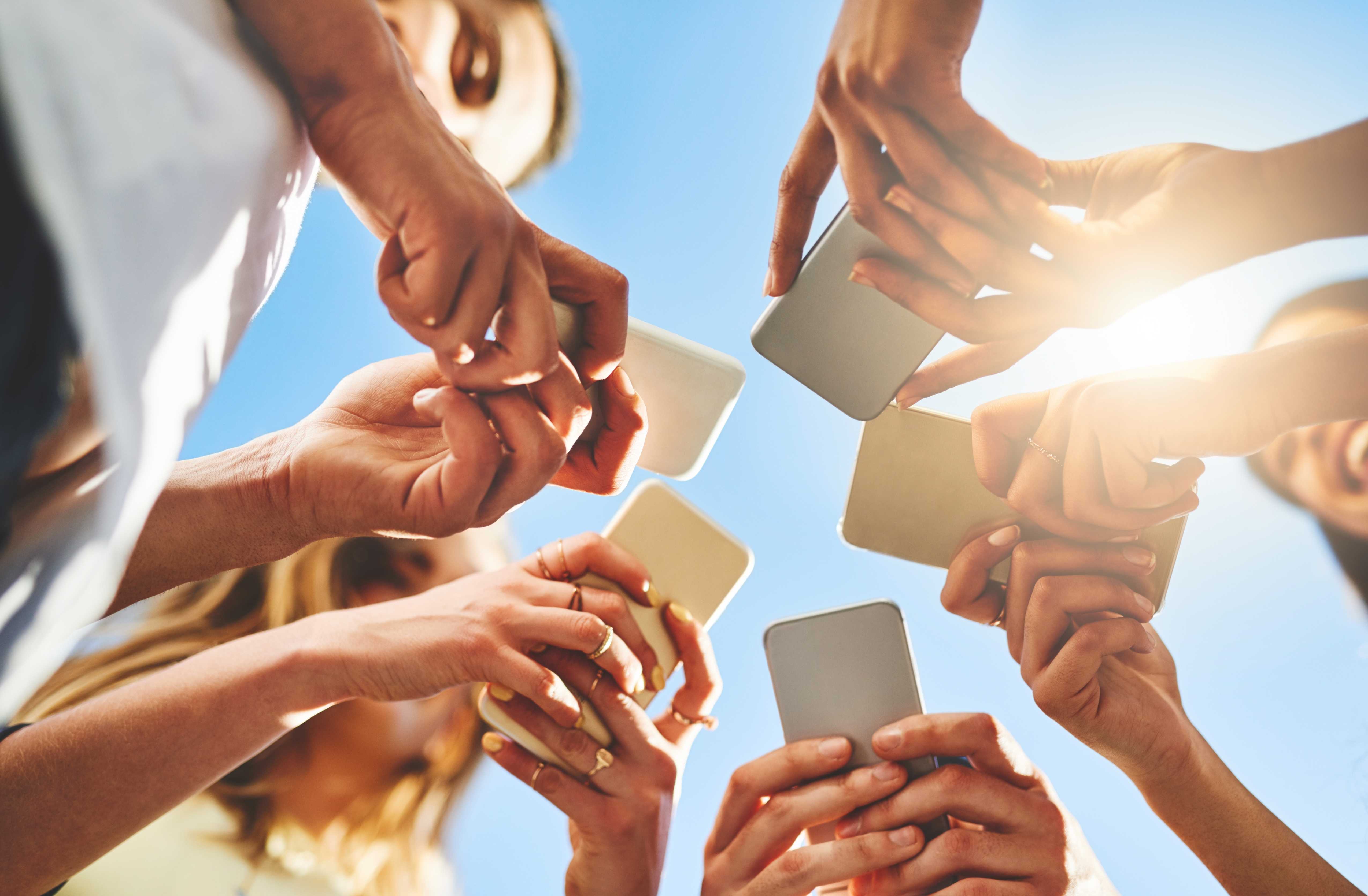 The Science of Reciprocity: Why Sharing Digital Cards Builds Better Relationships — Signify Insights